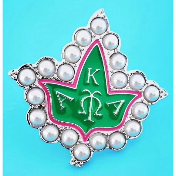 AKA Alpha Kappa Alpha Brooch with White Pearls - Picture 2 of 4
